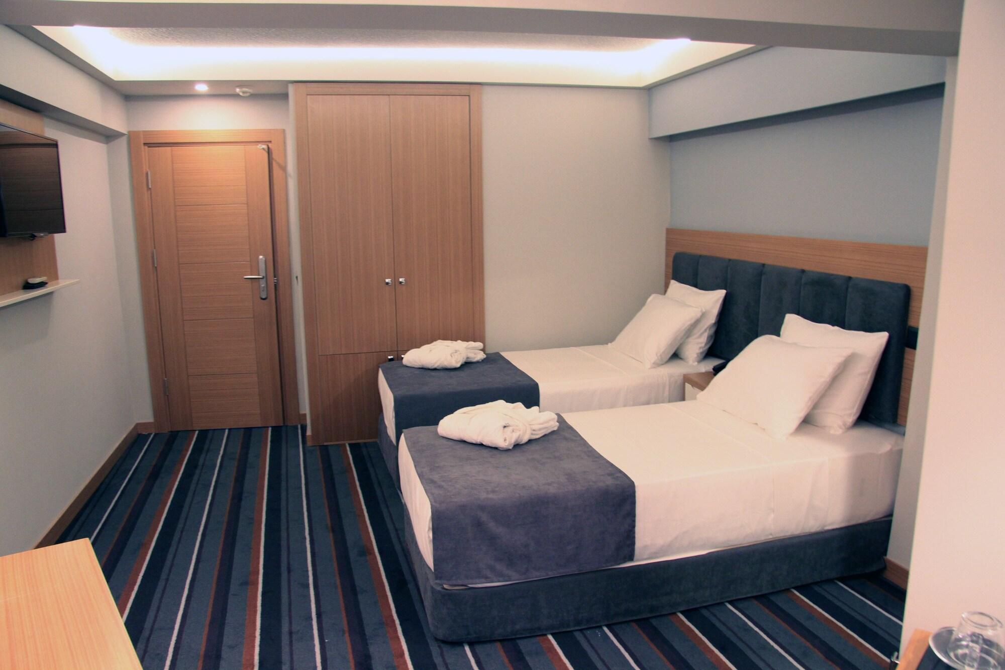 Bergama Hotel Old City Истанбул Екстериор снимка