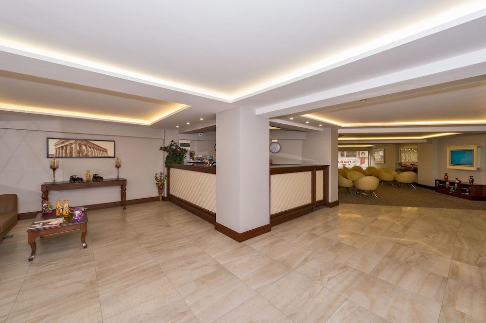 Bergama Hotel Old City Истанбул Екстериор снимка