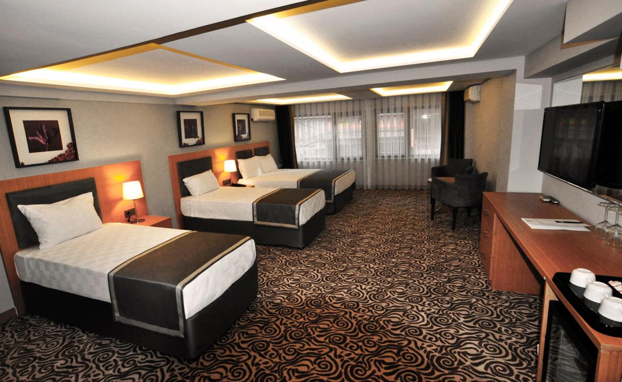 Bergama Hotel Old City Истанбул Екстериор снимка