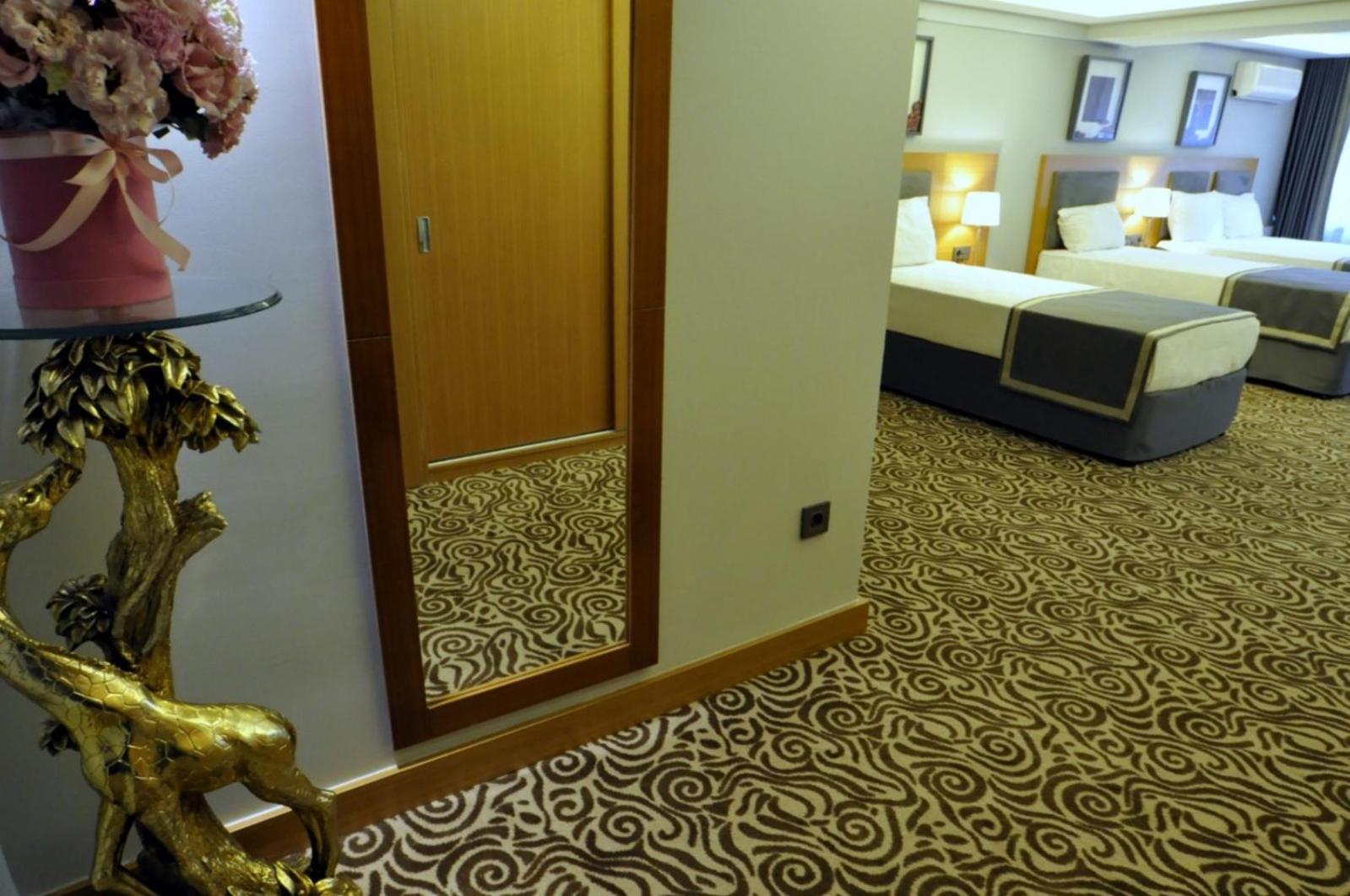 Bergama Hotel Old City Истанбул Екстериор снимка