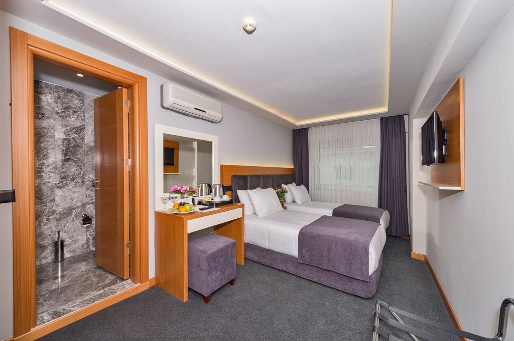 Bergama Hotel Old City Истанбул Екстериор снимка