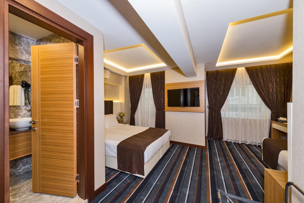 Bergama Hotel Old City Истанбул Екстериор снимка