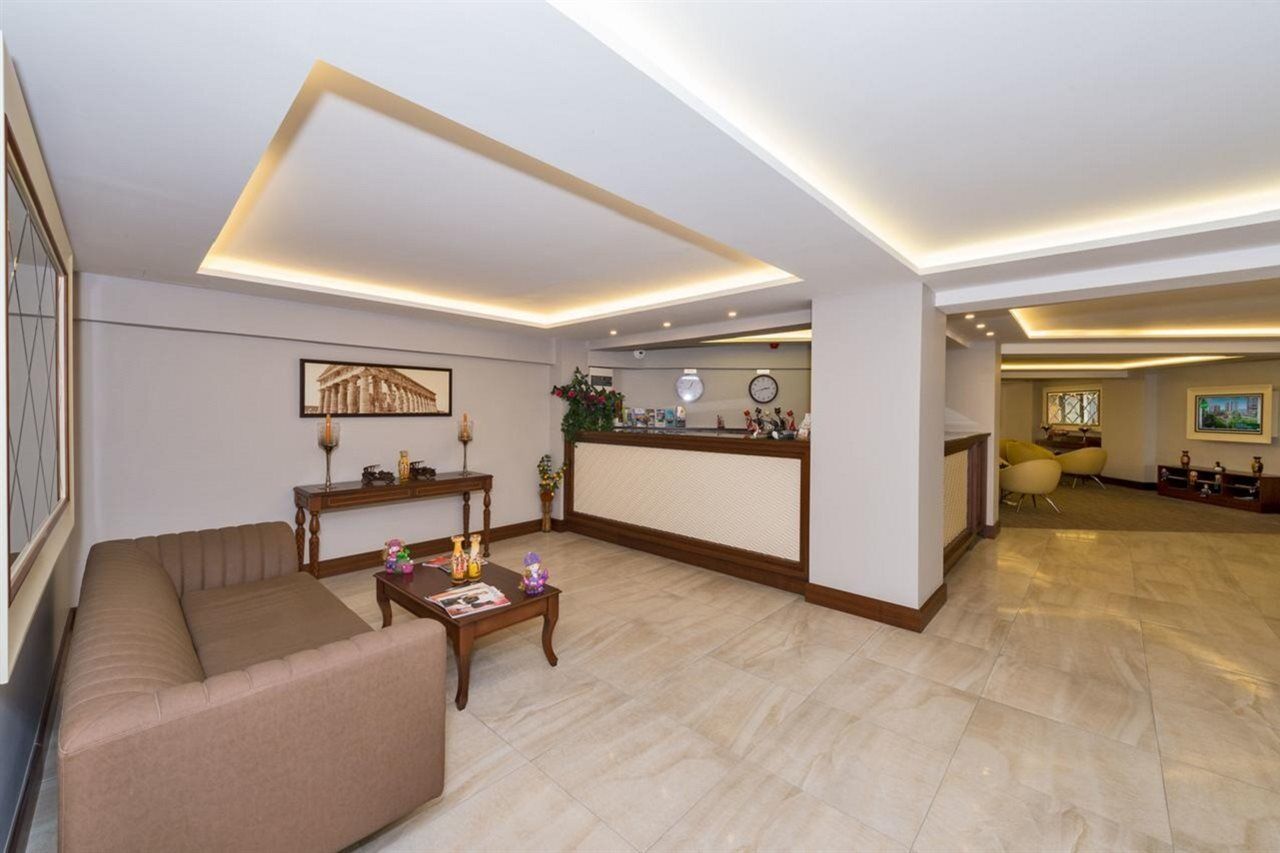 Bergama Hotel Old City Истанбул Екстериор снимка